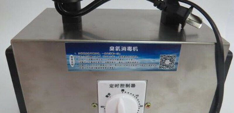 محققان ایرانی دوباره قورباغه رنگ زدند. 