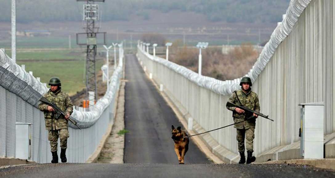 دیوار مرزی بین ایران و ترکیه