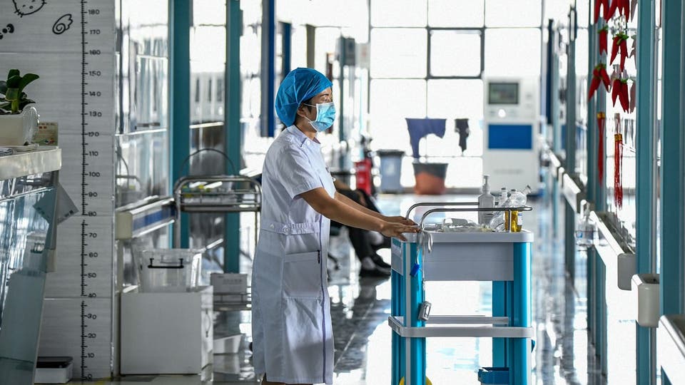 دانشمند چینی: کرونای پکن مسری‌تر از ویروس ووهان است