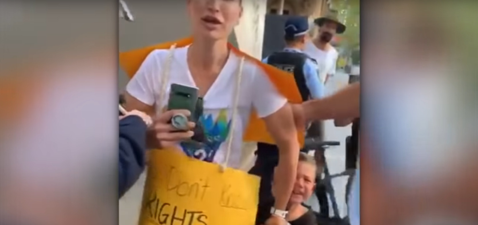 به دیکتاتوری نوین خوش آمدید