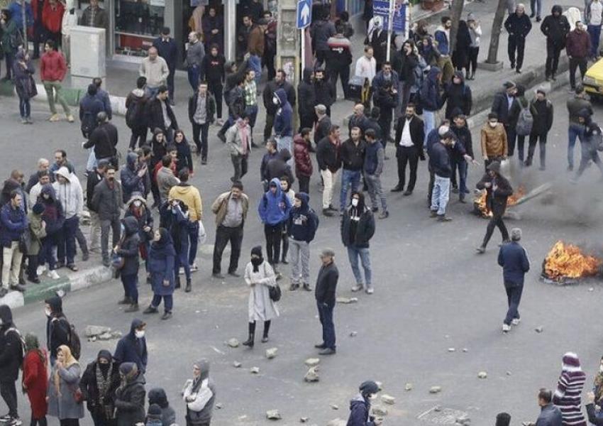 وزارت کشور: در کشتار آبان ما مقصر نبودیم