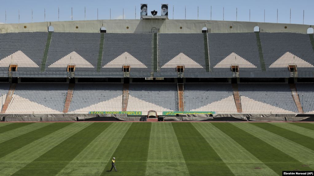 نمایی از استادیوم آزادی در تهران
