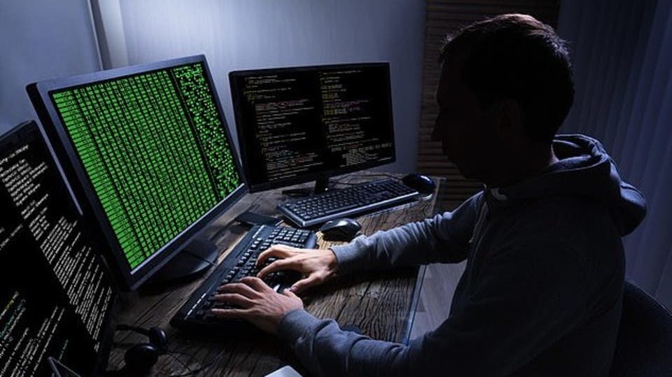 روزنامه بریتانیایی: حملات سایبری روسیه و ایران برای سرقت اطلاعات واکسن کرونا