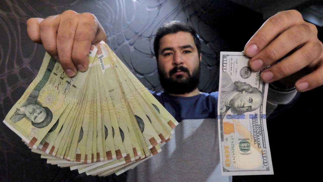 این عکس مربوط به ژانویه سال ۲۰۱۶ است که هنوز ریال ارزشی داشت!