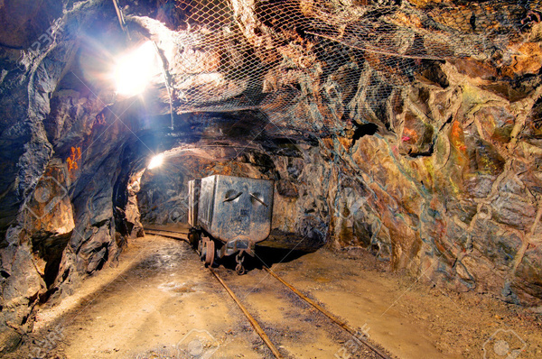 سیم‌خاردار‌ها را از جلوی پای سرمایه‌گذاران بردارید 