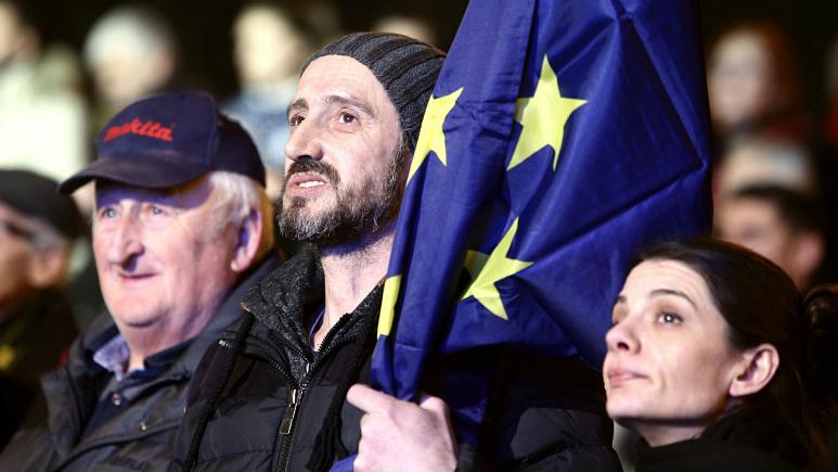 EU flag   -   کپی رایت  AP Photo