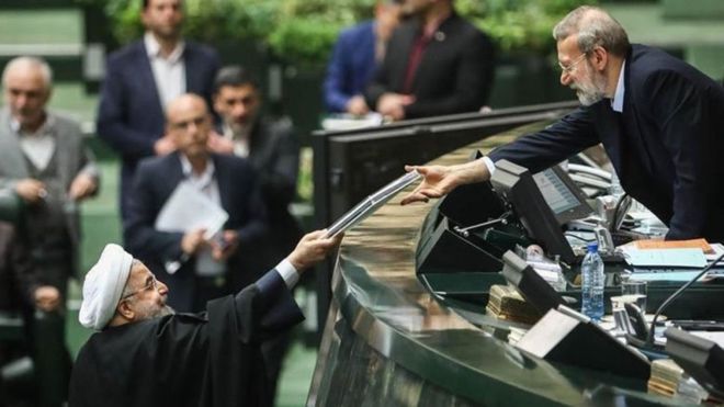 لایحه بودجه سال ۹۹ ایران بدون تصویب مجلس به دولت ابلاغ شد