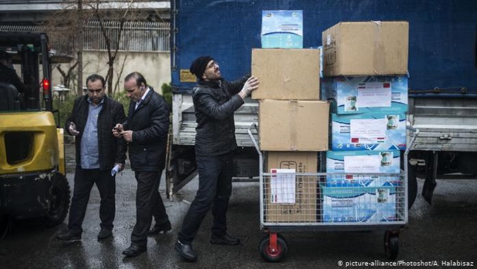 شبکه های اجتماعی: کیت هایی که چین برای ایران فرستاده، استاندارد و قابل استفاده نیست