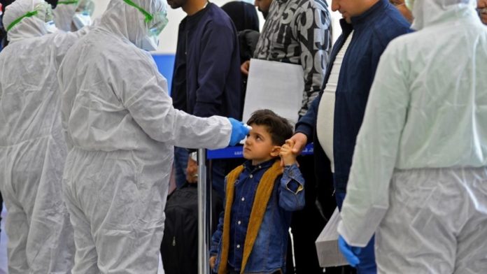 در حالی که شمار مبتلایان در ایران مرتبا بالا می رود، مواردی از ابتلای کودکان نیز گزارش شده است