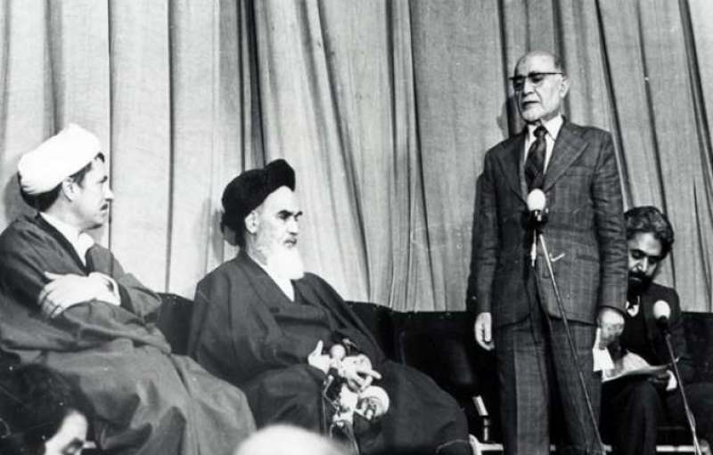 حکومتی که با دروغ پا گرفت و با دروغ به راه خود ادامه می‌دهد